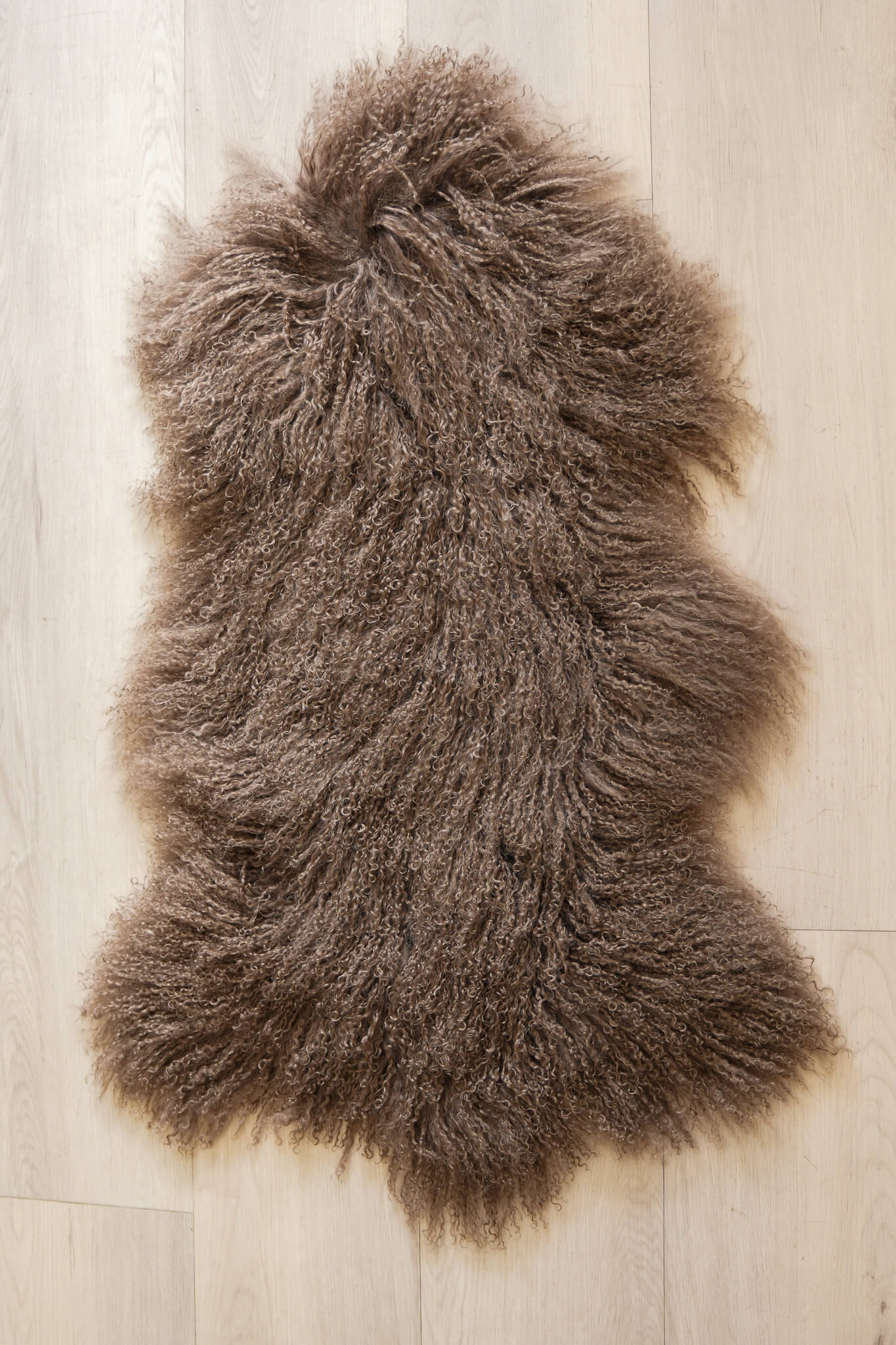 Sheepskin (Long Curley-Plain)
