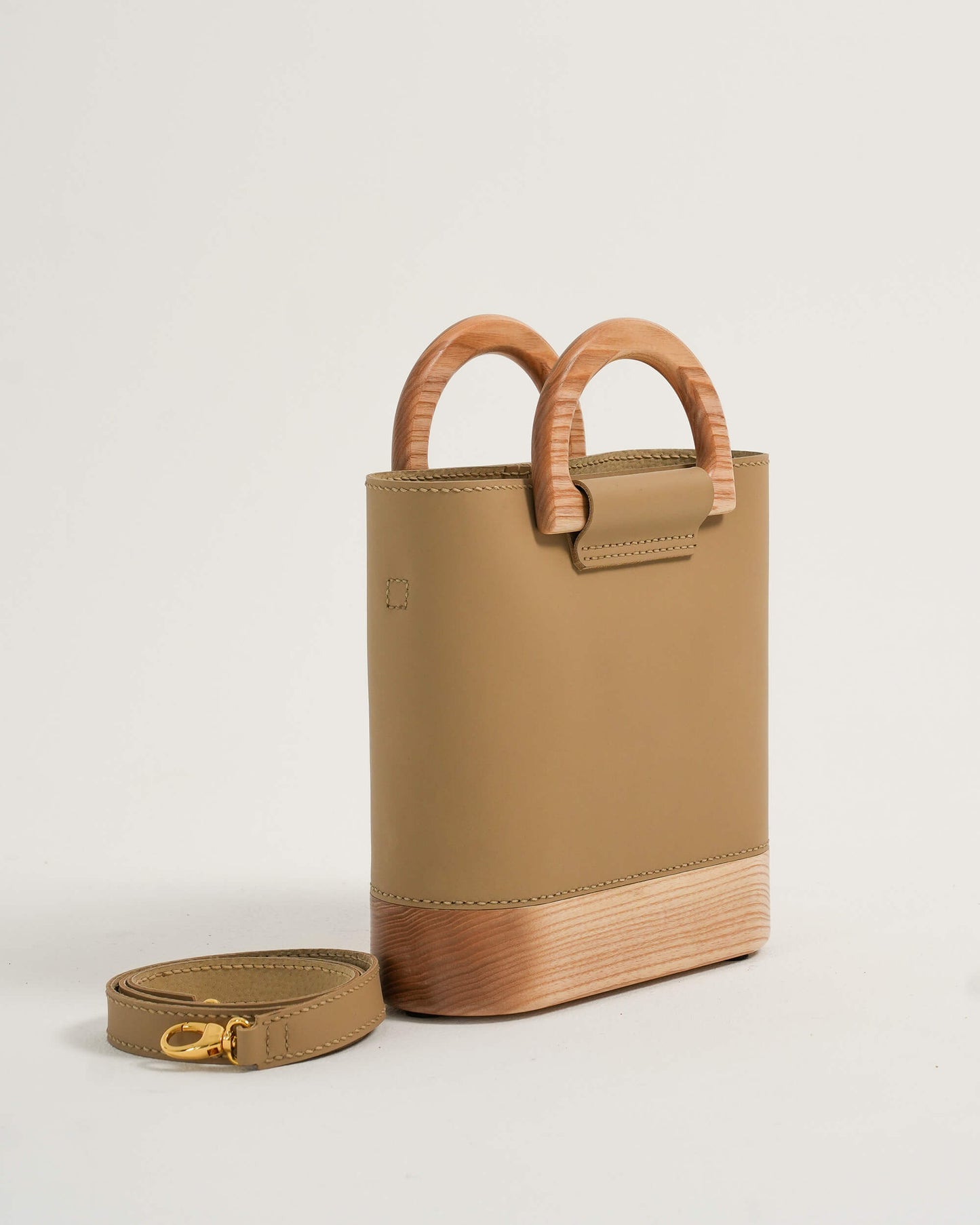 The Wooden Bag - Sand