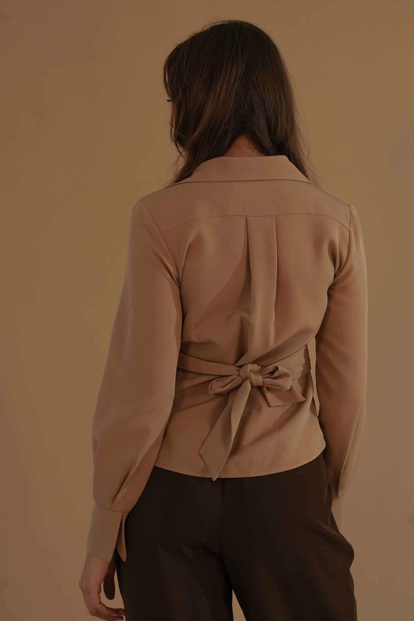 The Amber Blouse #4 Almond Beige