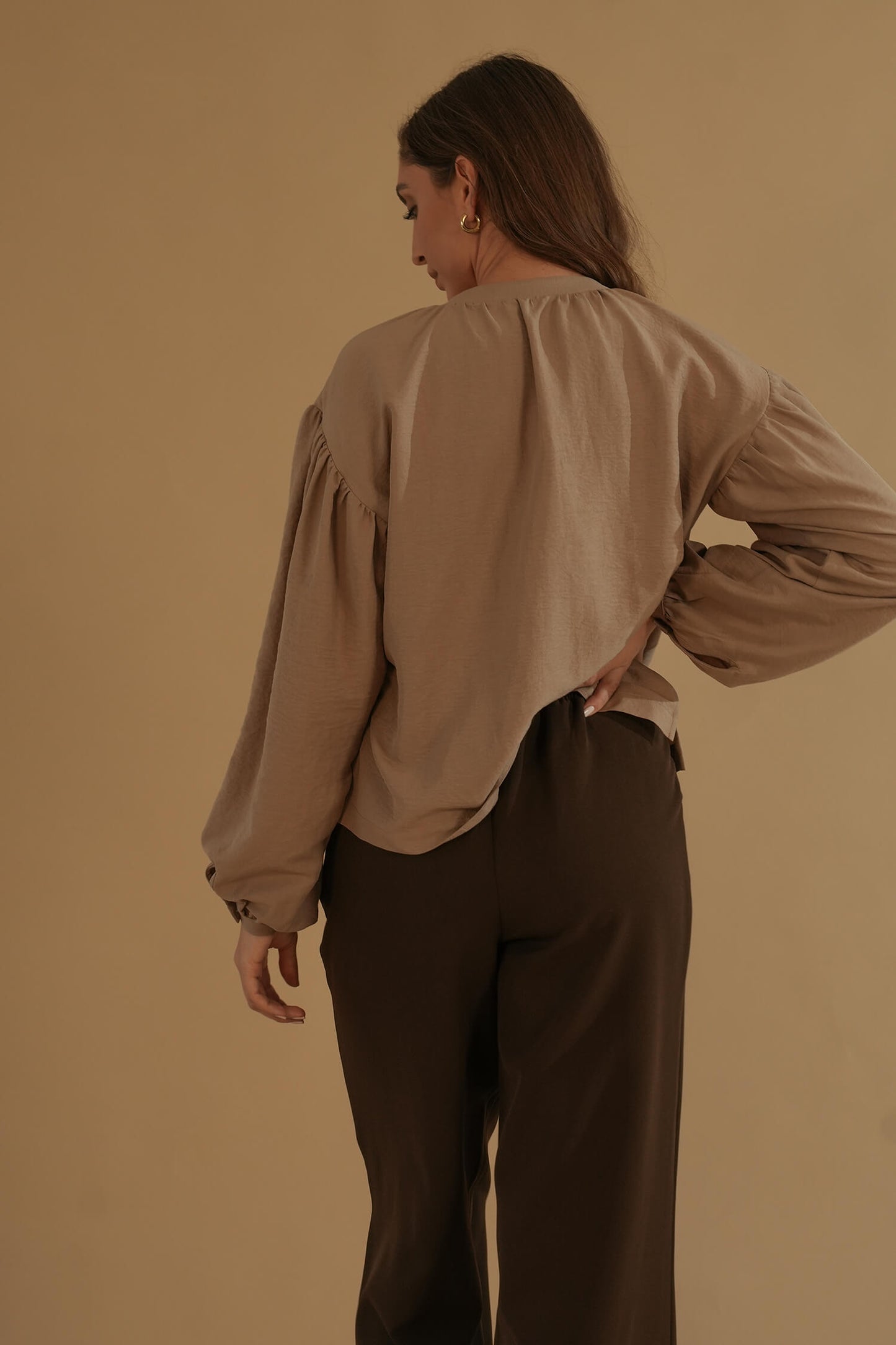 The Belle Blouse #1 Beige