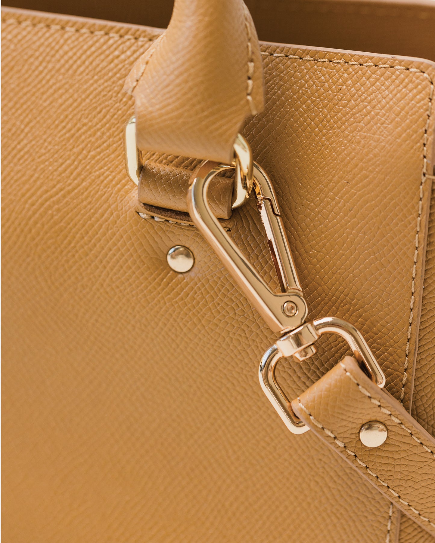 The Petite Bello 2.0 - Camel