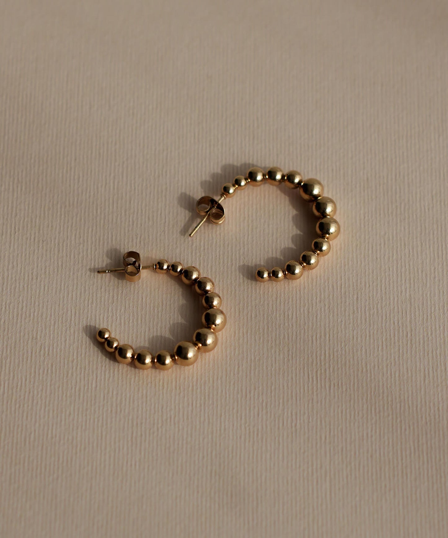 Leo Hoops