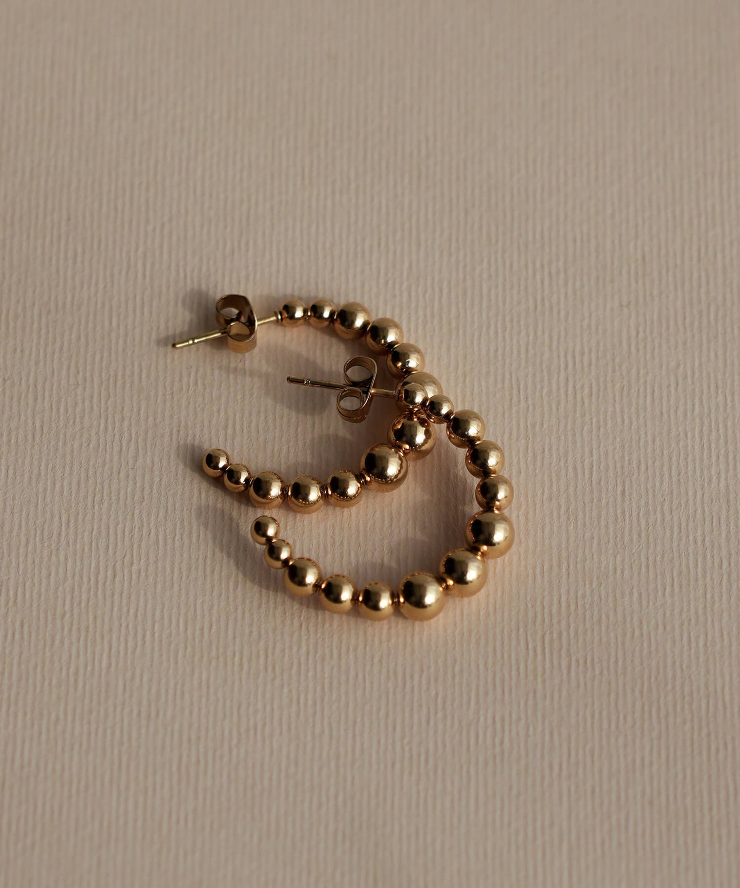 Leo Hoops
