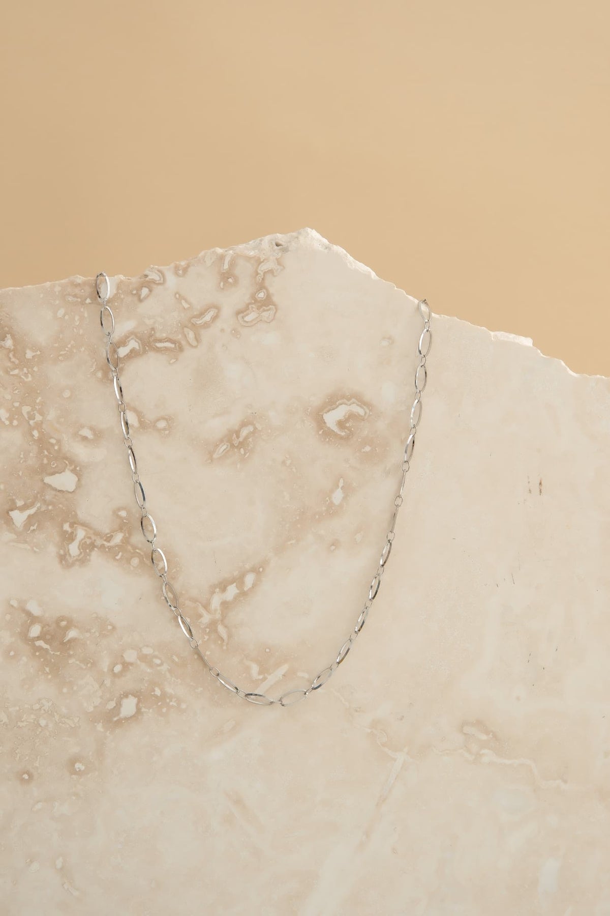 Cora Oval Link Necklace