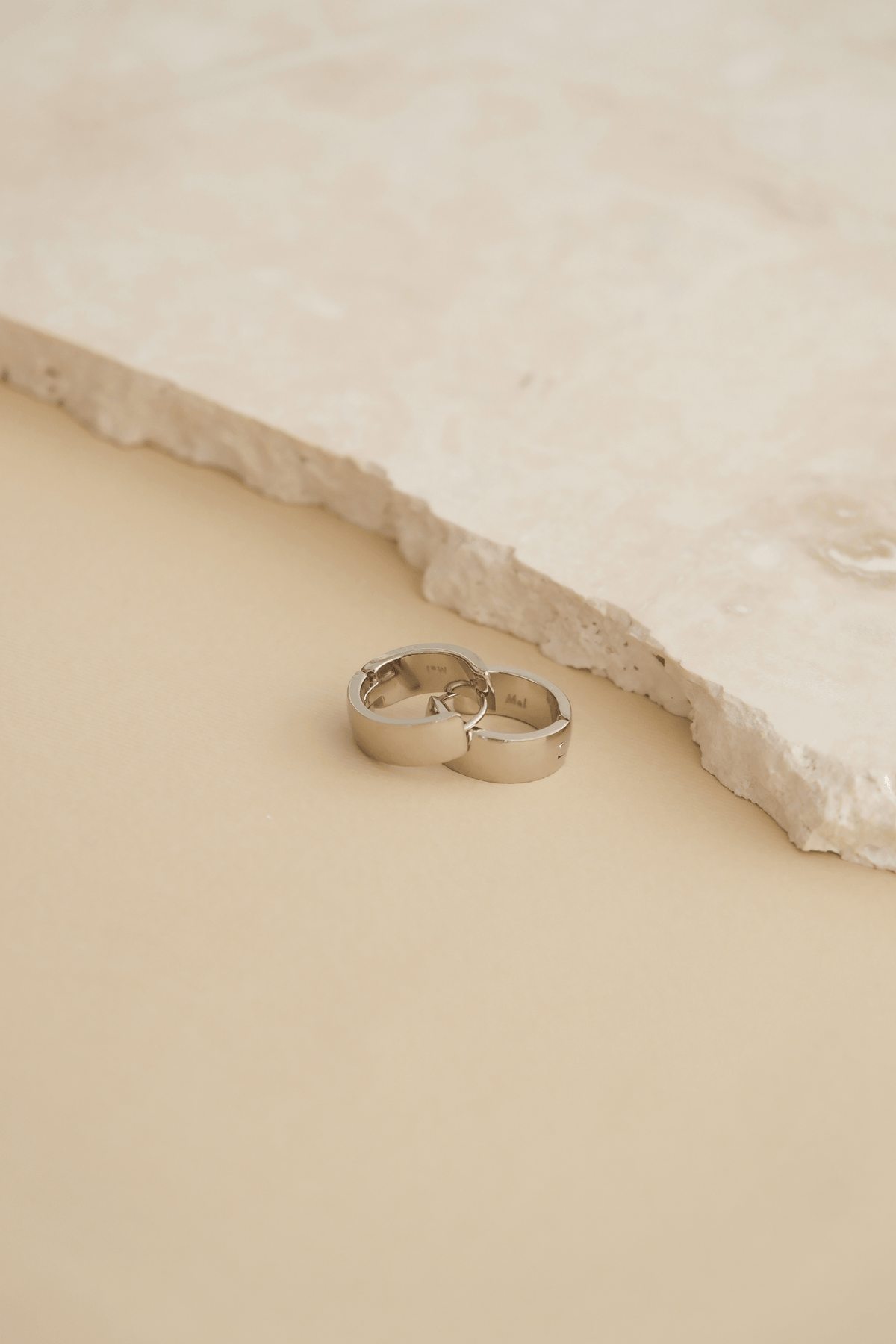 Cleo Hoops