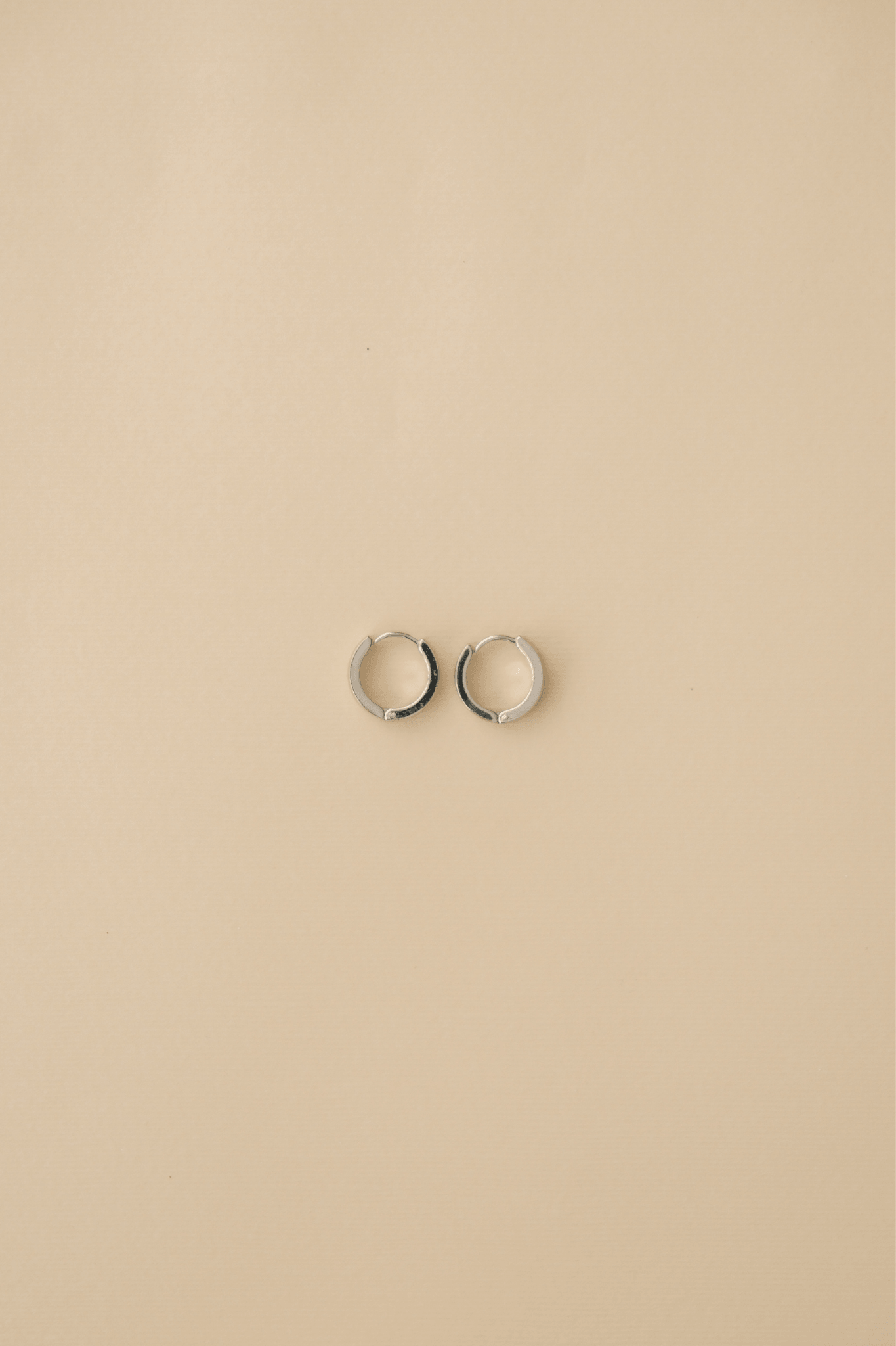 Cleo Hoops