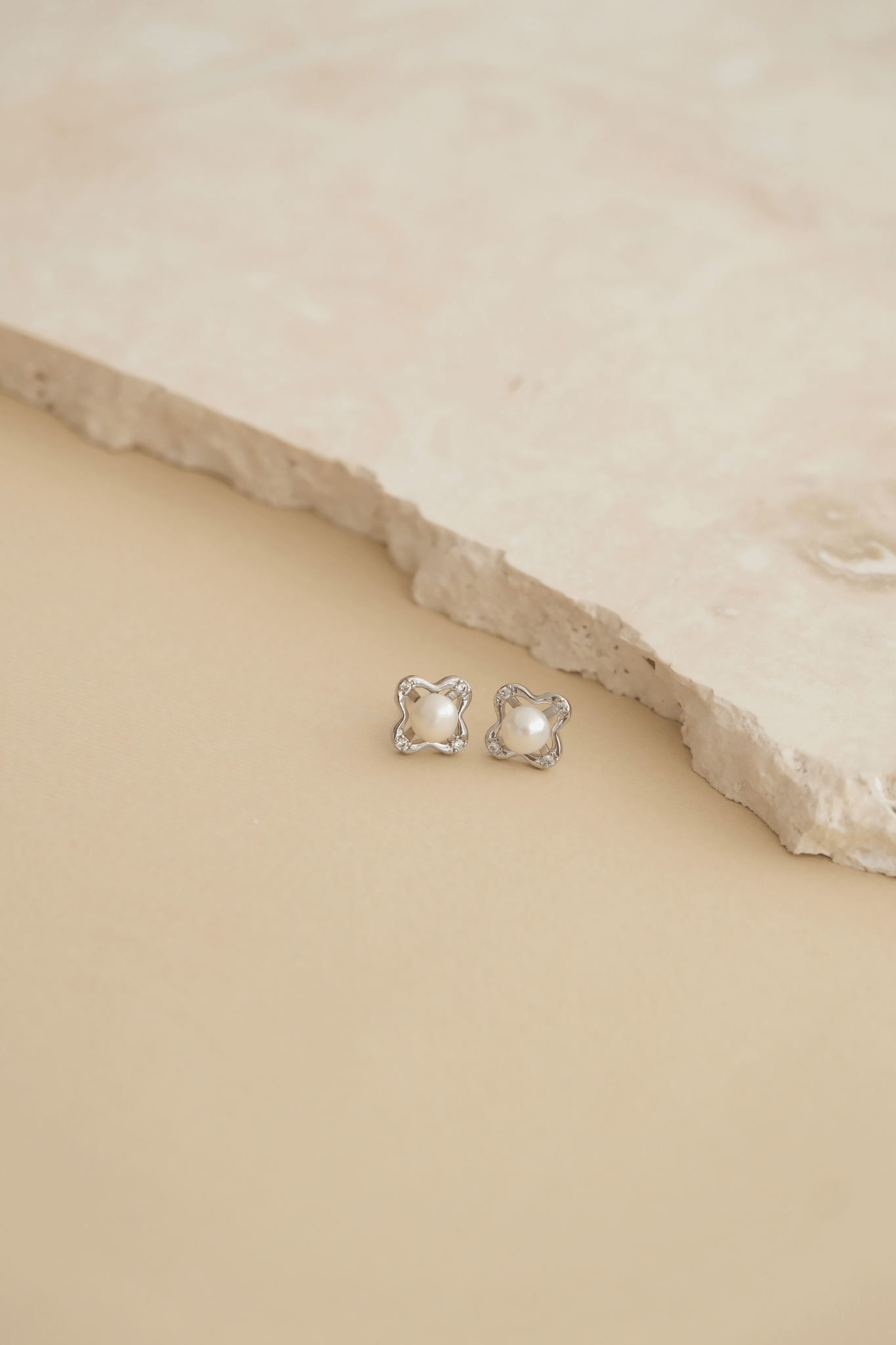 Aster Pearl Studs