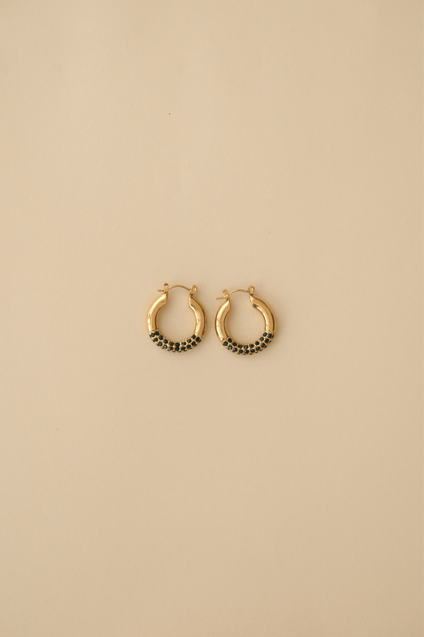 Stella Hoops