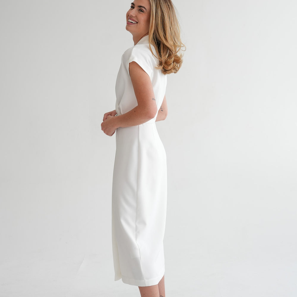 
                      
                        The Cara Maxi Dress - Off-White
                      
                    