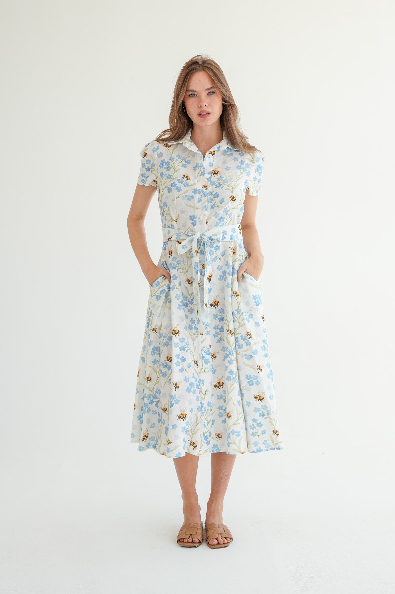 The Summer Signature - Bee and blue flowers