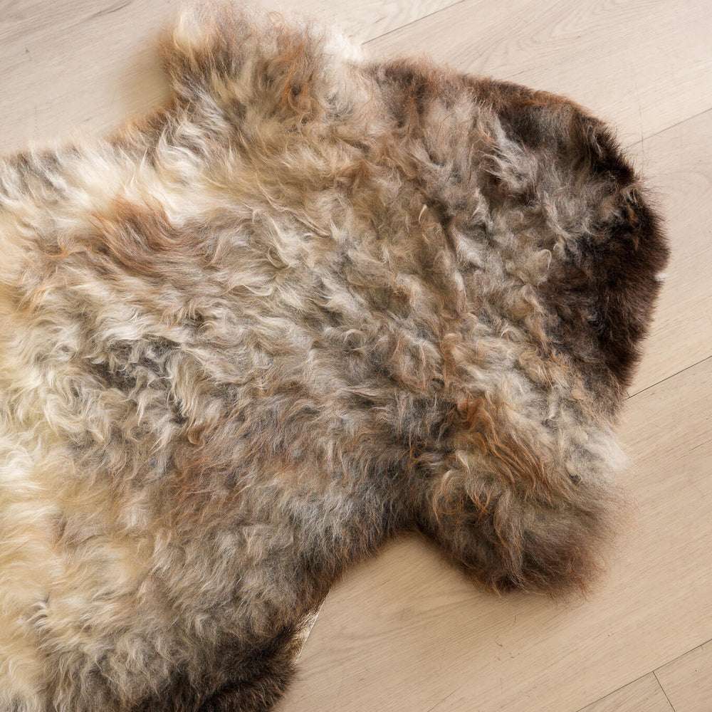 
                      
                        Sheepskin (Long - Natural)
                      
                    