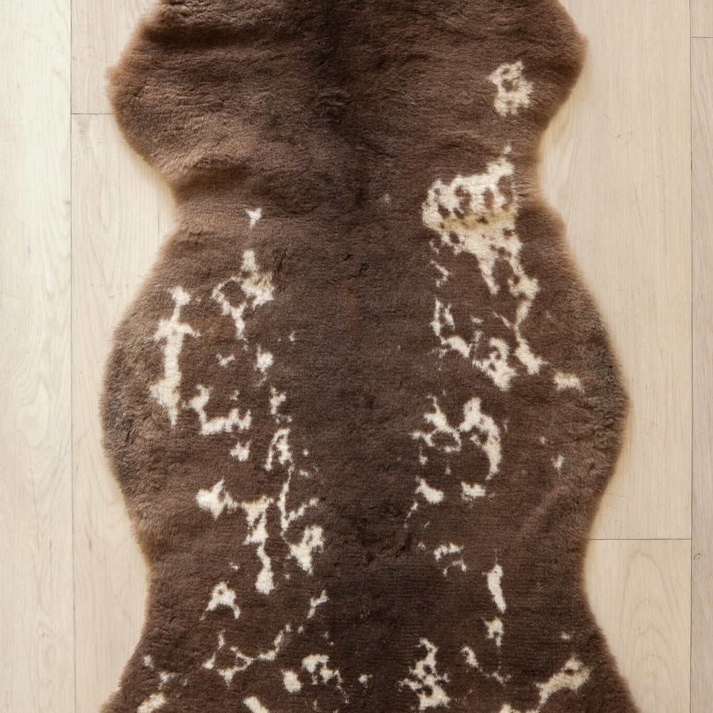 
                      
                        Sheepskin (Short - Natural)
                      
                    
