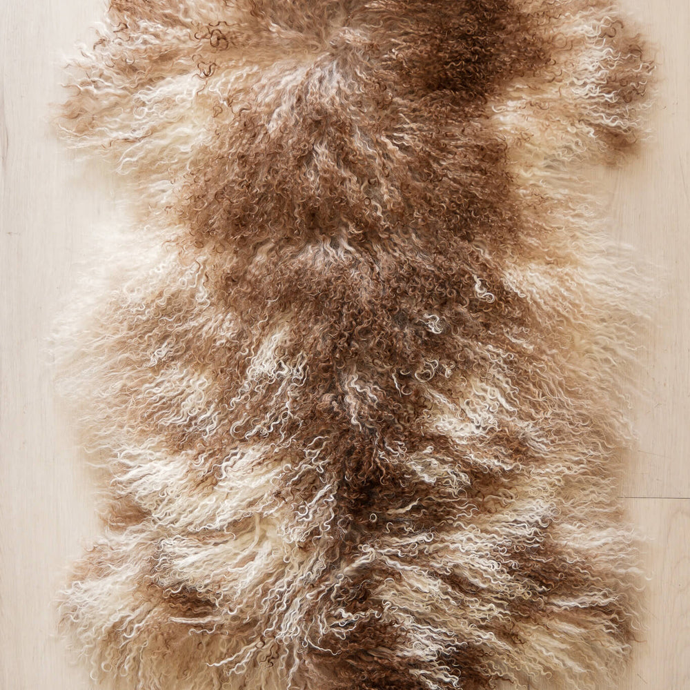 
                      
                        Sheepskin (Long Curley - Natural)
                      
                    
