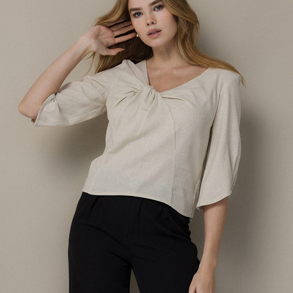 
                      
                        The Chloe Blouse - Blouse - Masch Atelier
                      
                    