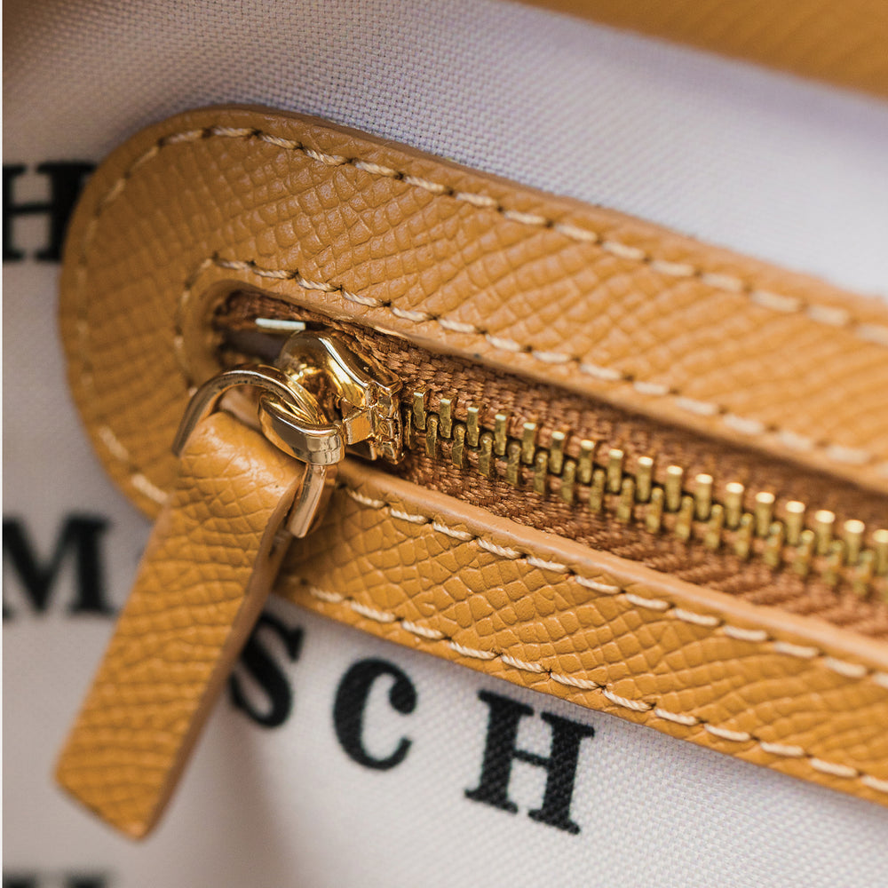 
                      
                        The Petite Bello 2.0 - Camel
                      
                    