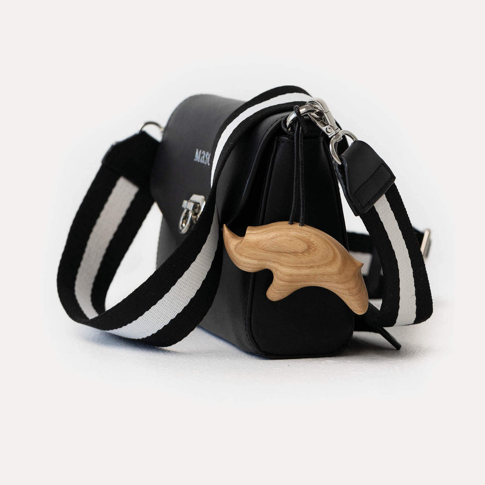 The Dumi Sling Bag Black – Masch Atelier