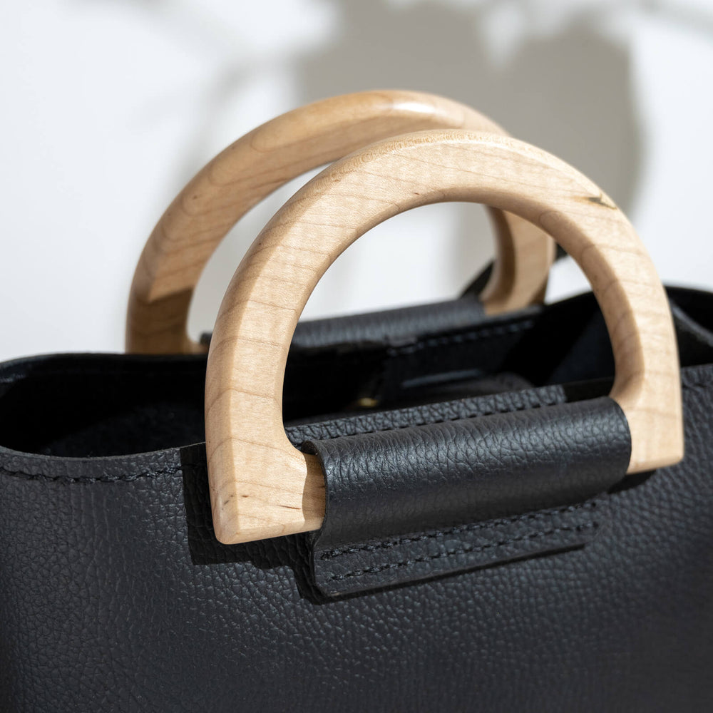 
                      
                        The Wooden Bag - handbag - Masch Atelier
                      
                    